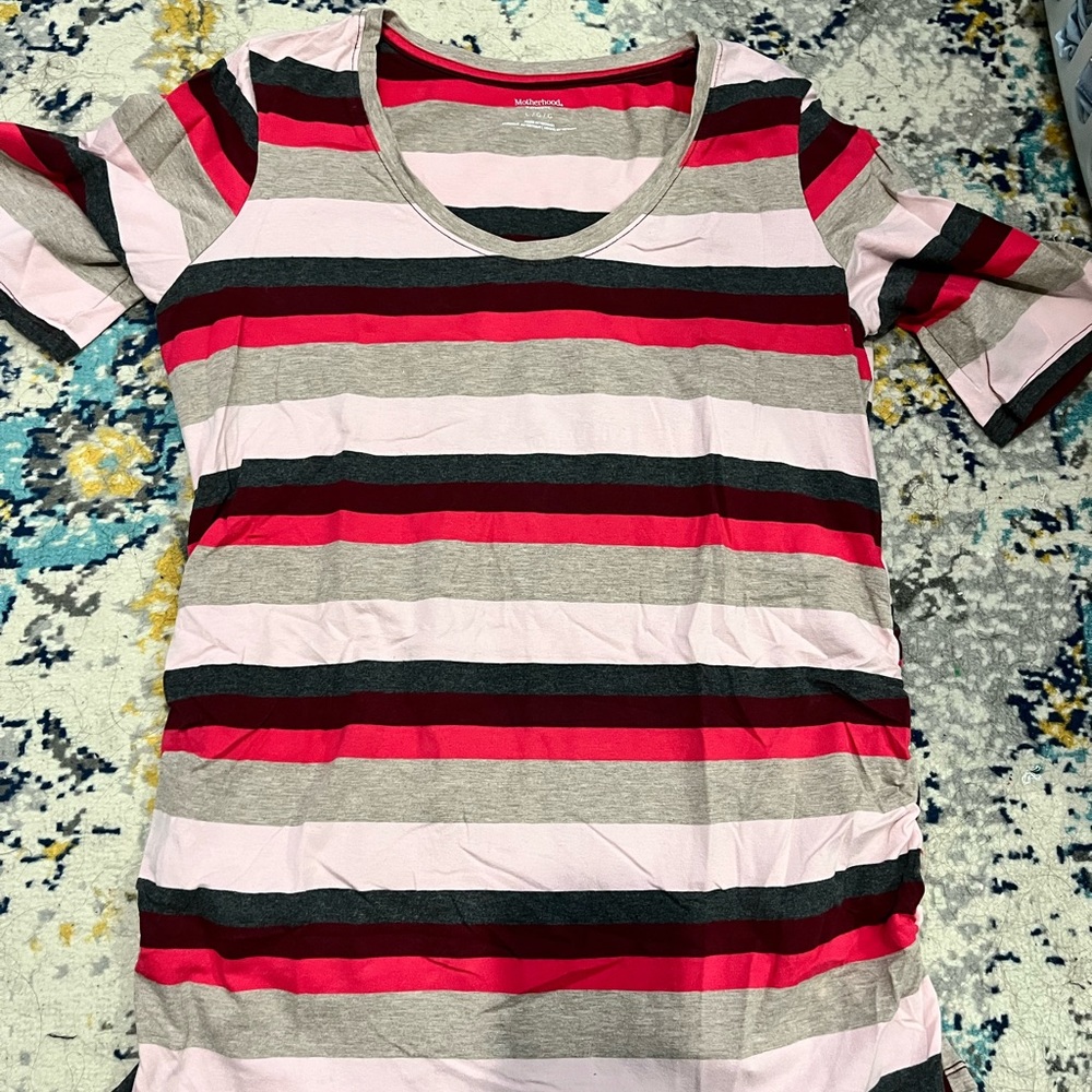 Large Motherhood brand maternity shirt